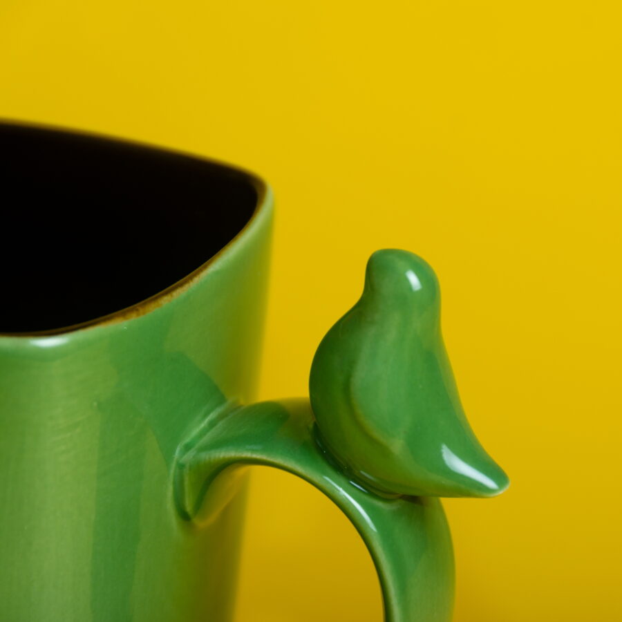 Dailrade Ceramics handmade ceramic mug with bird figurine in kelly green color